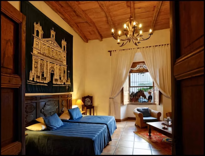 HOTEL EN VENTA EN CENTRO HISTÓRICO SE SUCHITOTO CUSCATLAN 11 HABITACIONES