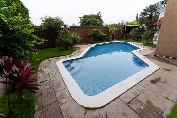 APARTAMENTO EN VENTA EN SAN BENITO DE 3 HABITACIONES Y 236 METROS