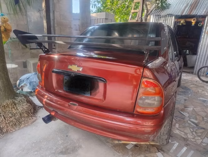 Venta , Chevrolet Monza año 2000, negociable
