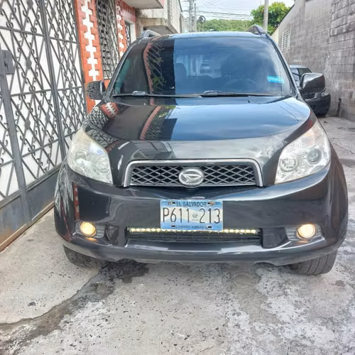 Camioneta DAIHATSU/YARIS