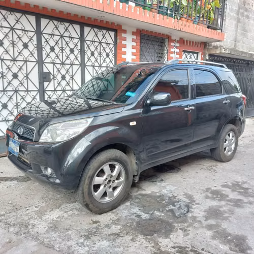 Camioneta DAIHATSU/YARIS