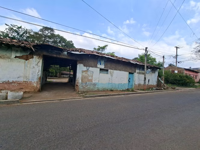 TERRENO EN BARRIO LA MERCED EN USULUTAN - Imagen 1