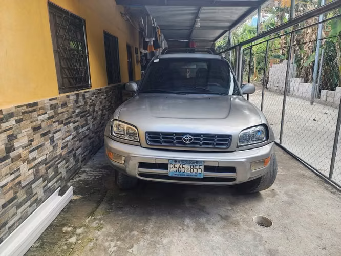Toyota rav4 año 99 automatica