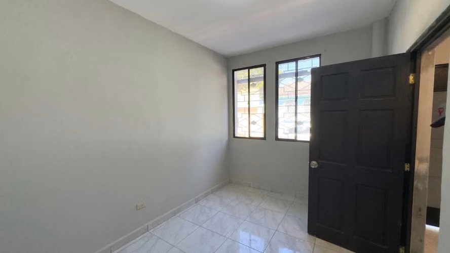 CASA EN ALQUILER A 5 MINUTOS DEL CENTRO HISTÓRICO SAN JACINTO