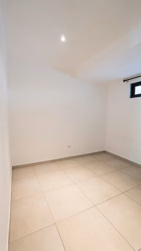 Apartamento en Venta Vía Aurora, Col. Escalón