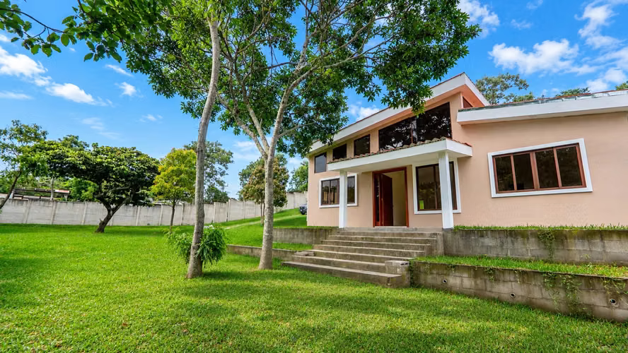 SE VENDE CASA EN SAN JOSE LA MAJADA, JUAYUA. SONSONATE