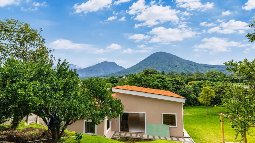 SE VENDE CASA EN SAN JOSE LA MAJADA, JUAYUA. SONSONATE