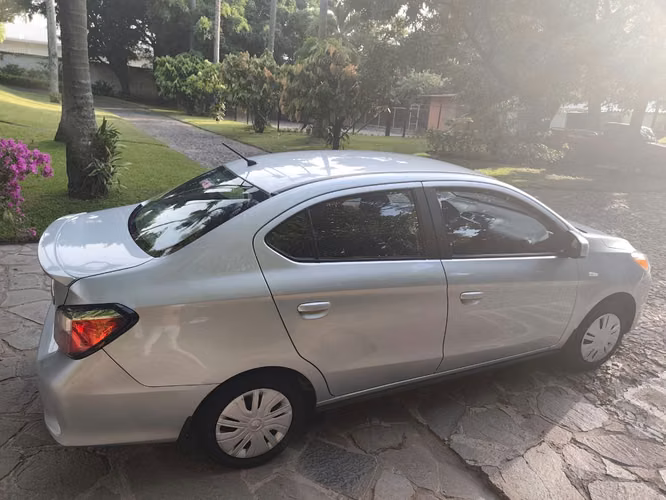 Mitsubishi Mirage G4 18k millas