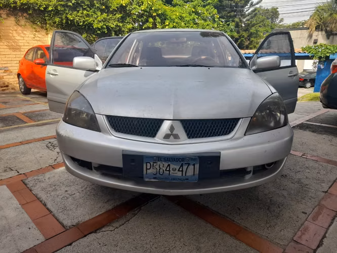Mitsubishi Lancer GLX