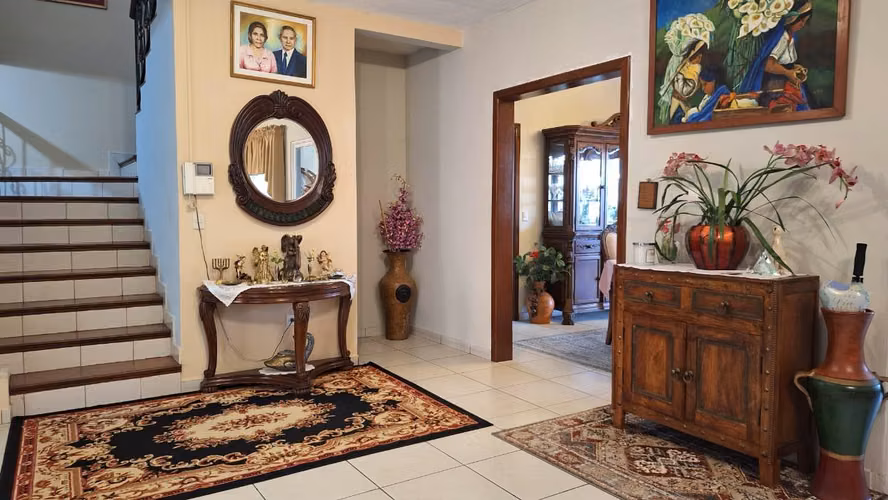 CASA EN ALQUILER EN CUMBRES DE CUSCATLAN AMUEBLADA DE 4 HABITACIONES