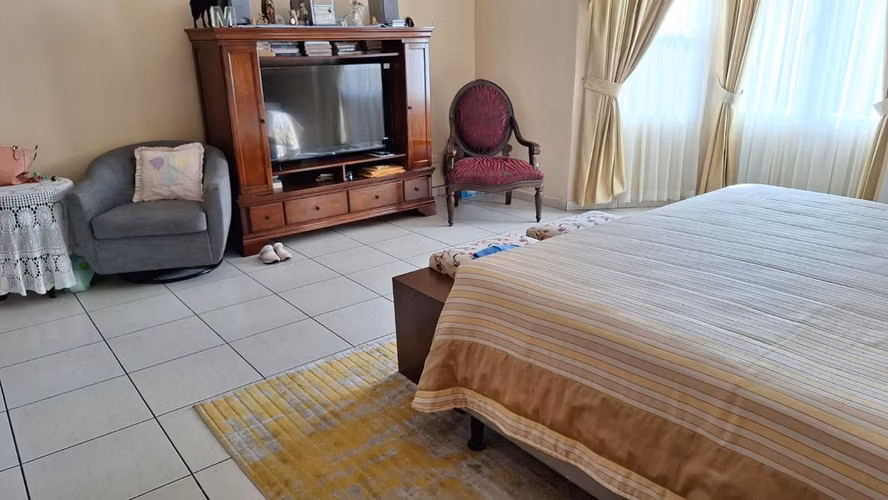 CASA EN ALQUILER EN CUMBRES DE CUSCATLAN AMUEBLADA DE 4 HABITACIONES