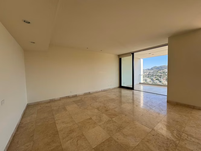 APARTAMENTO EN ALQUILER EN EL PEDREGAL EN SAN BENITO DE 3 HABITACIONES