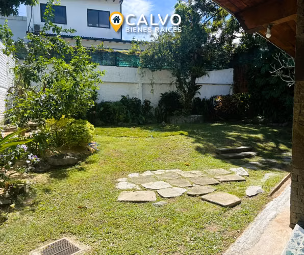 Casa en Alquiler para Oficinas | Colonia Escalón, San Salvador