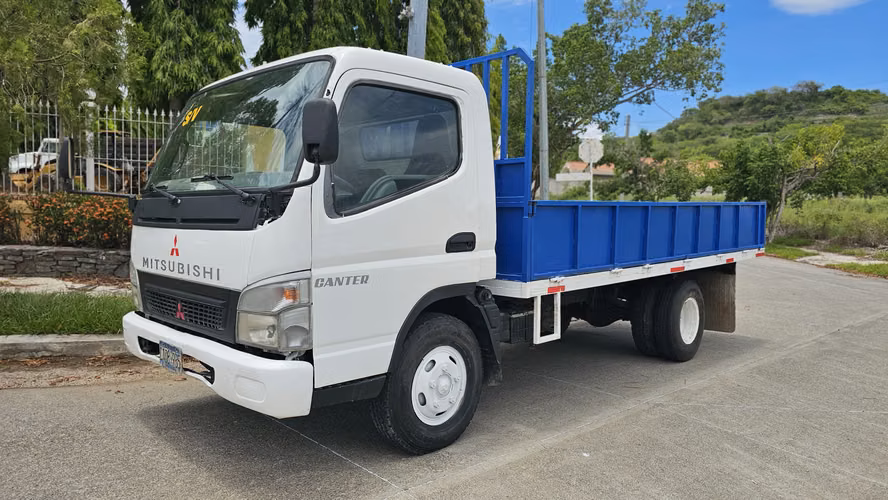  MITSUBISHI CANTER 2007 DOBLE RODAJE ESTÁNDAR