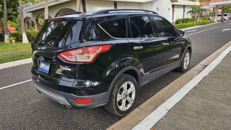  FORD ESCAPE SE 2016 AUTOMÁTICO DE 4 CILINDROS