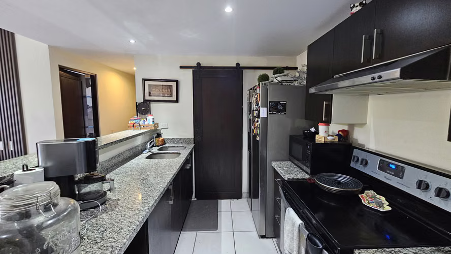 Venta de apartamento en Colonia Escalón San Salvador - Imagen 6
