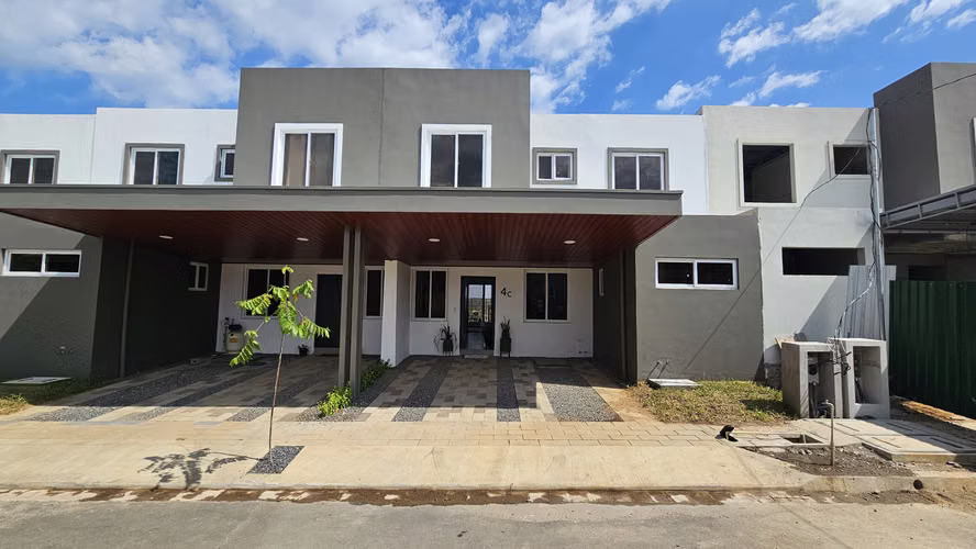 Venta de casa nueva Carretera al Puerto de La Libertad - Imagen 2