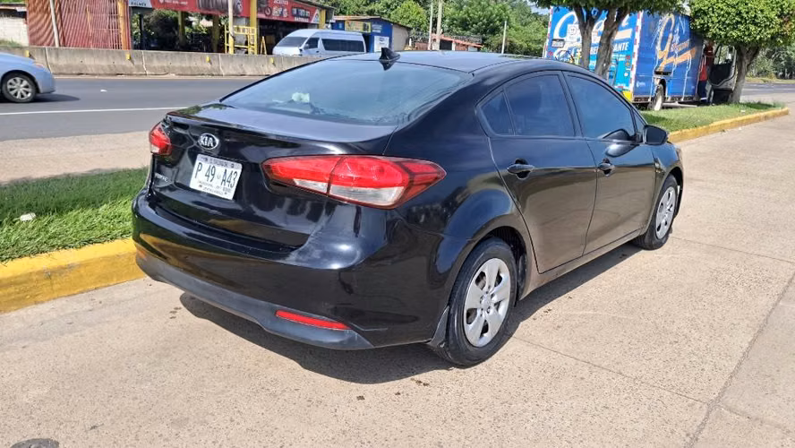 Kia forte vendo o cambio