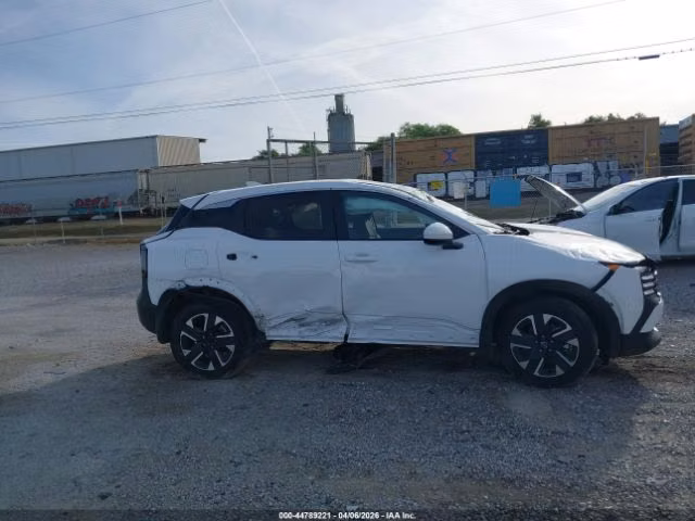NISSAN KICKS SV 2025 - AWD