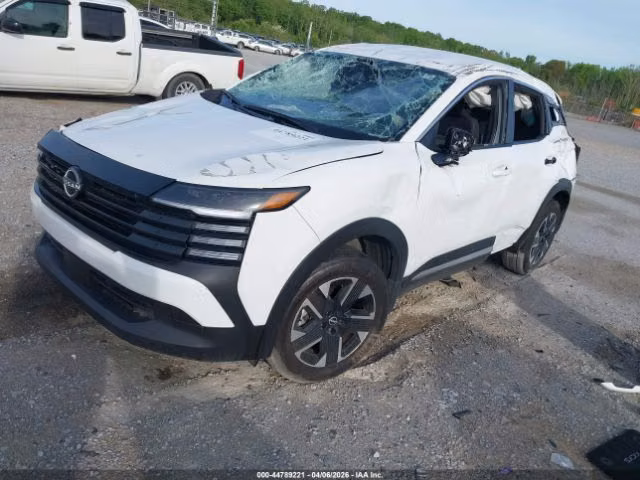 NISSAN KICKS SV 2025 - AWD