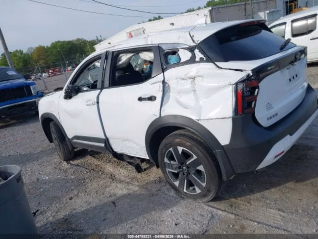 NISSAN KICKS SV 2025 - AWD