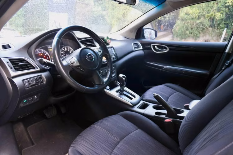 Nissan Sentra sv