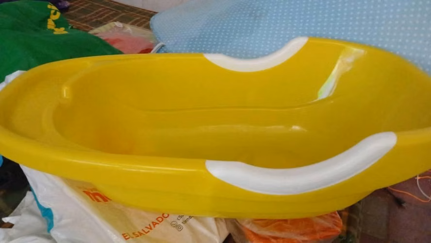 Se vende bañera y otros