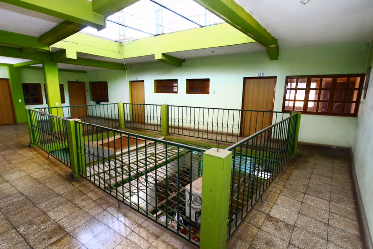 Alquiler de Edificio de 2 niveles en Centro de Usulutan, El Salvador