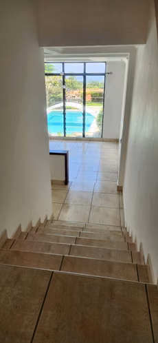 Casa de Lujo en Alquiler con Piscina Privada y Seguridad 24/7 – Residencial Exclusiva