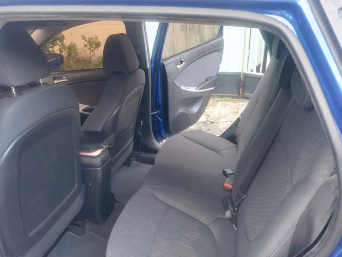 2012 Hyundai Accent Hatchback