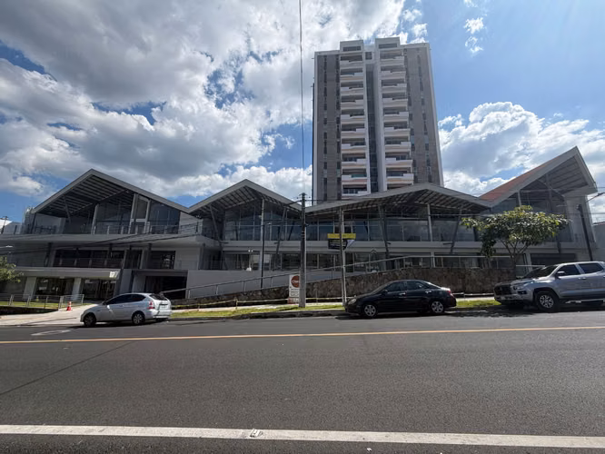 EN ALQUILER | LOCAL TIPO LOFT – SEGUNDO NIVEL, PLAZA TRIANA, CALLE LA MASCOTA, SAN SALVADOR - Imagen 17