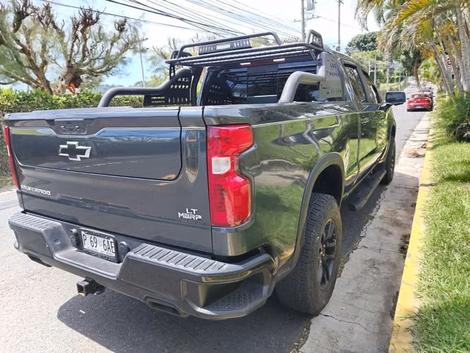 Chevrolet Silverado 2021