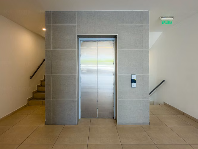 EN ALQUILER | LOCALES COMERCIALES – PRIMER NIVEL – PLAZA TRIANA, CALLE LA MASCOTA, SAN SALVADOR - Imagen 15