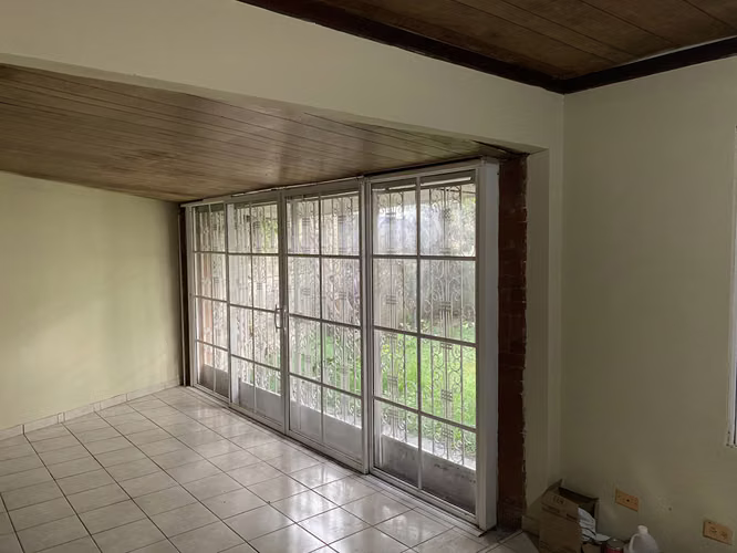 Casa en Colonia Escalón zona alta