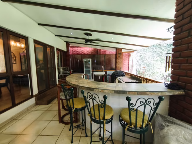 MAQUILISHUAT VENTA CASA $679,000 NO PRIVADO