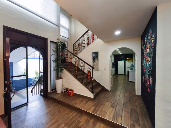 MAQUILISHUAT VENTA CASA $679,000 NO PRIVADO