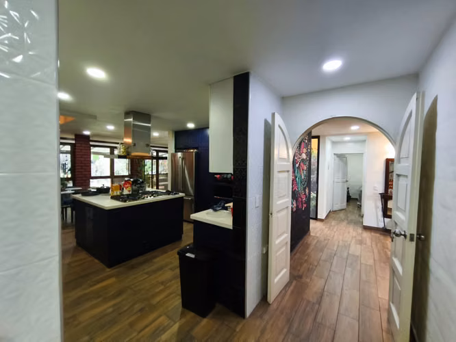 MAQUILISHUAT VENTA CASA $679,000 NO PRIVADO
