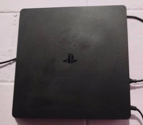 Sell Playstation 4 Slim of 1 tera