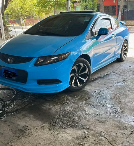 Vendo honda civic 2012 koup