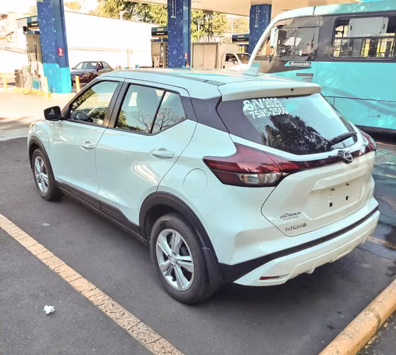 Nissan Kicks Play 2025 - Imagen 4