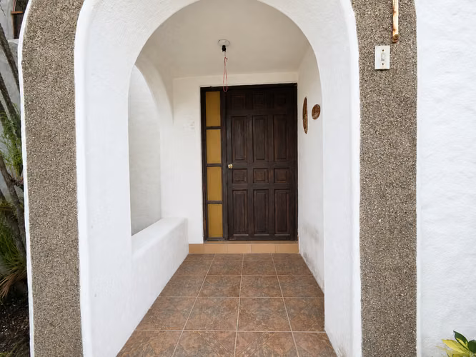 Casa en Venta | Lomas de San Francisco, Antiguo Cuscatlán - Imagen 2