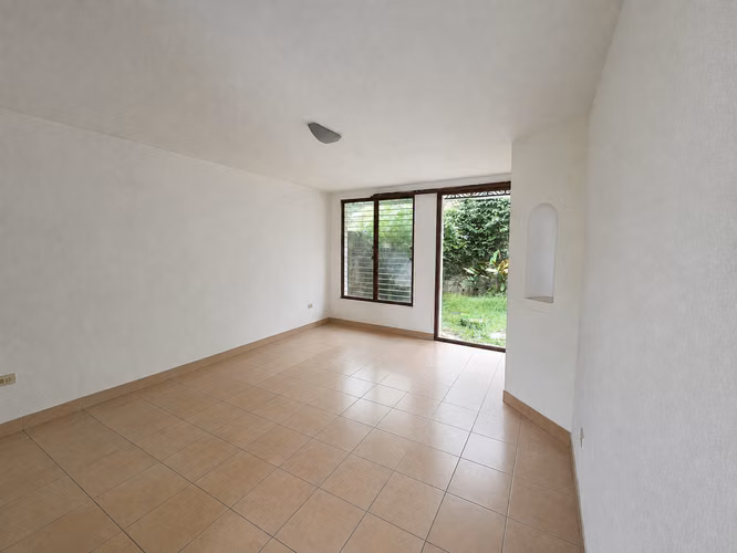 Casa en Venta | Lomas de San Francisco, Antiguo Cuscatlán - Imagen 4