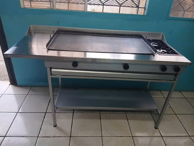 Plancha con mesa auxiliar - Imagen 2