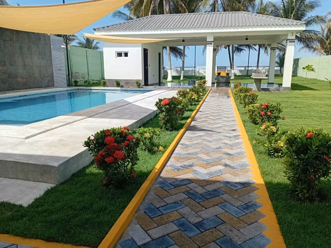COSTA DEL SOL VENTA CASA $950,000 Primera fila - Imagen 3