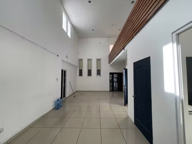 Renta Edificio 2 plantas, para oficinas corporativas, clínicas, comercio, Colonia San Francisco, San Salvador - Imagen 6
