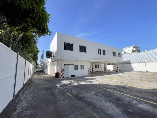 Renta Edificio 2 plantas, para oficinas corporativas, clínicas, comercio, Colonia San Francisco, San Salvador - Imagen 2