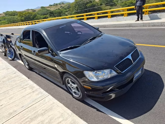 Vendo Mitsubishi Lancer Oz Rally 2002