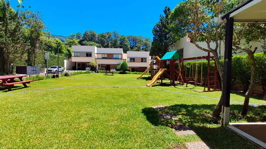 Venta de Penthouse en Condominio Las Vistas, Colonia Escalon, Sn Salvador