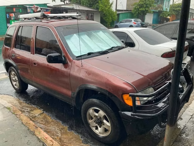 Vendo Kia sportage 2002