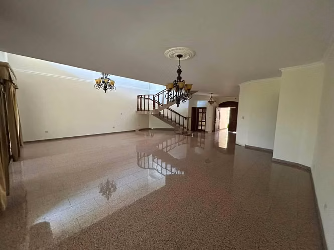 Alquilo Casa Amplia Para Vivienda En Cumbres De la Escalón